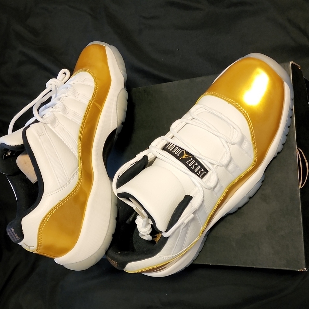 Closing Ceremony Air Jordan 11 Retro Low (Big Kids)